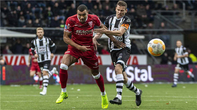 队的点球失 队的点球失