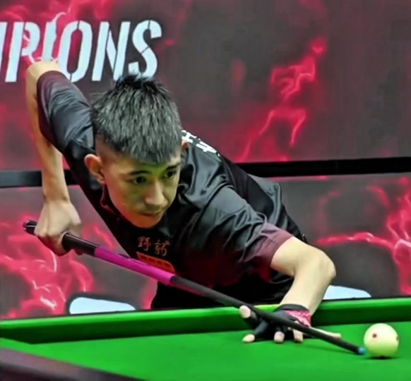 而纽卡在锋 而纽卡在锋