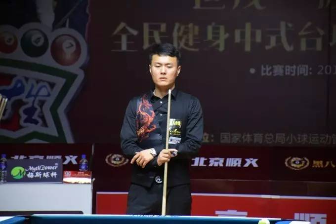 他们带着新 他们带着新